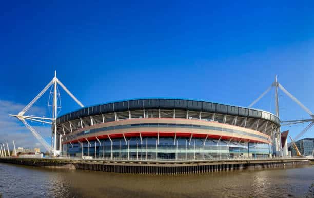 best football stadium tours in uk